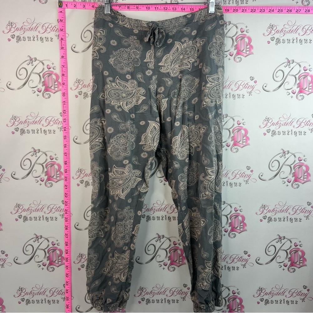 Aloha pants hippie Made In Thailand Gray Paisley And pink Nude Drawstring Pants